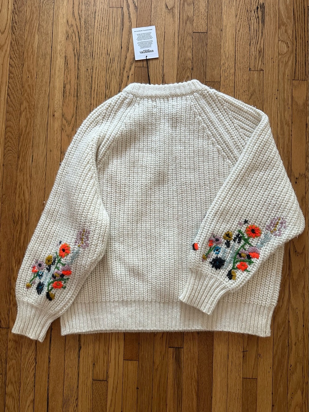 Essentiel Antwerp “Glossy” Oversized Floral Embroidered Knit Sweater NWT - Picture 4 of 6